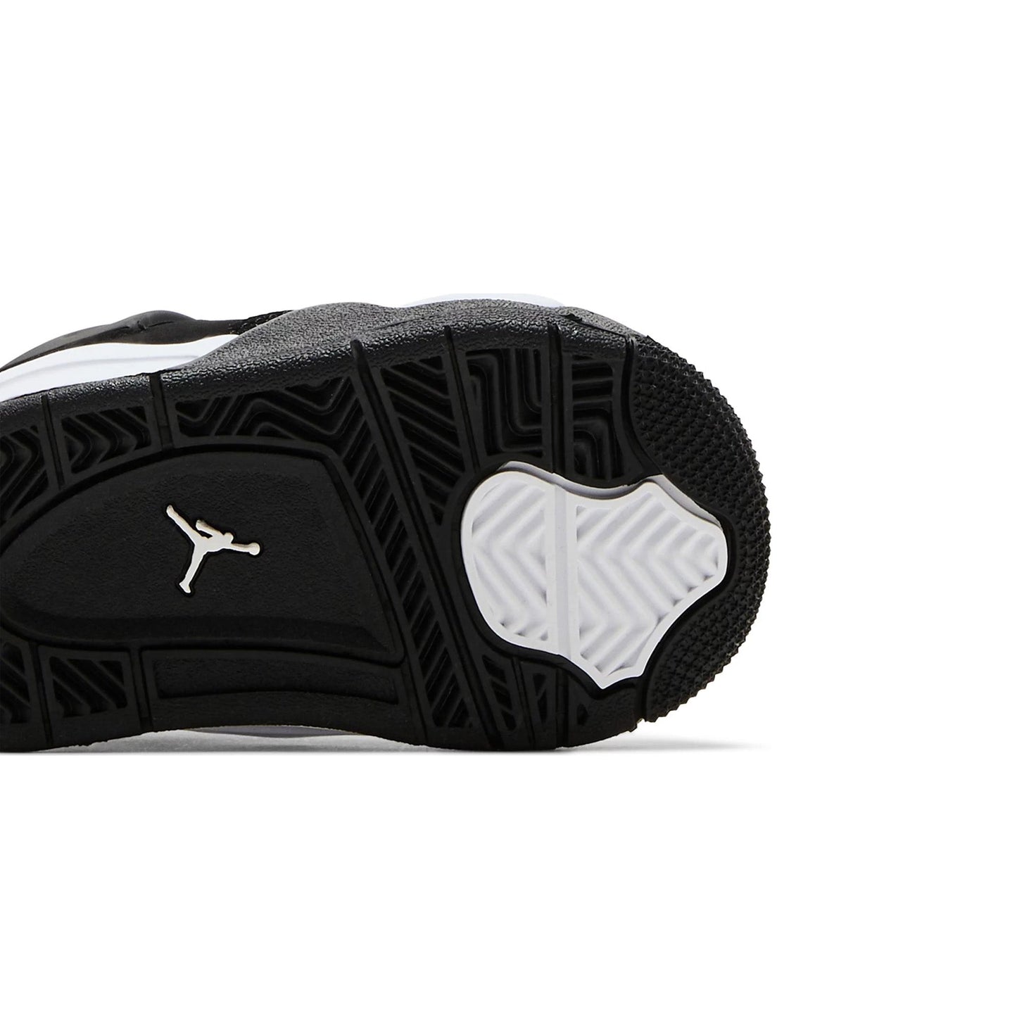 4 Retro 'White Thunder' TD (2024)