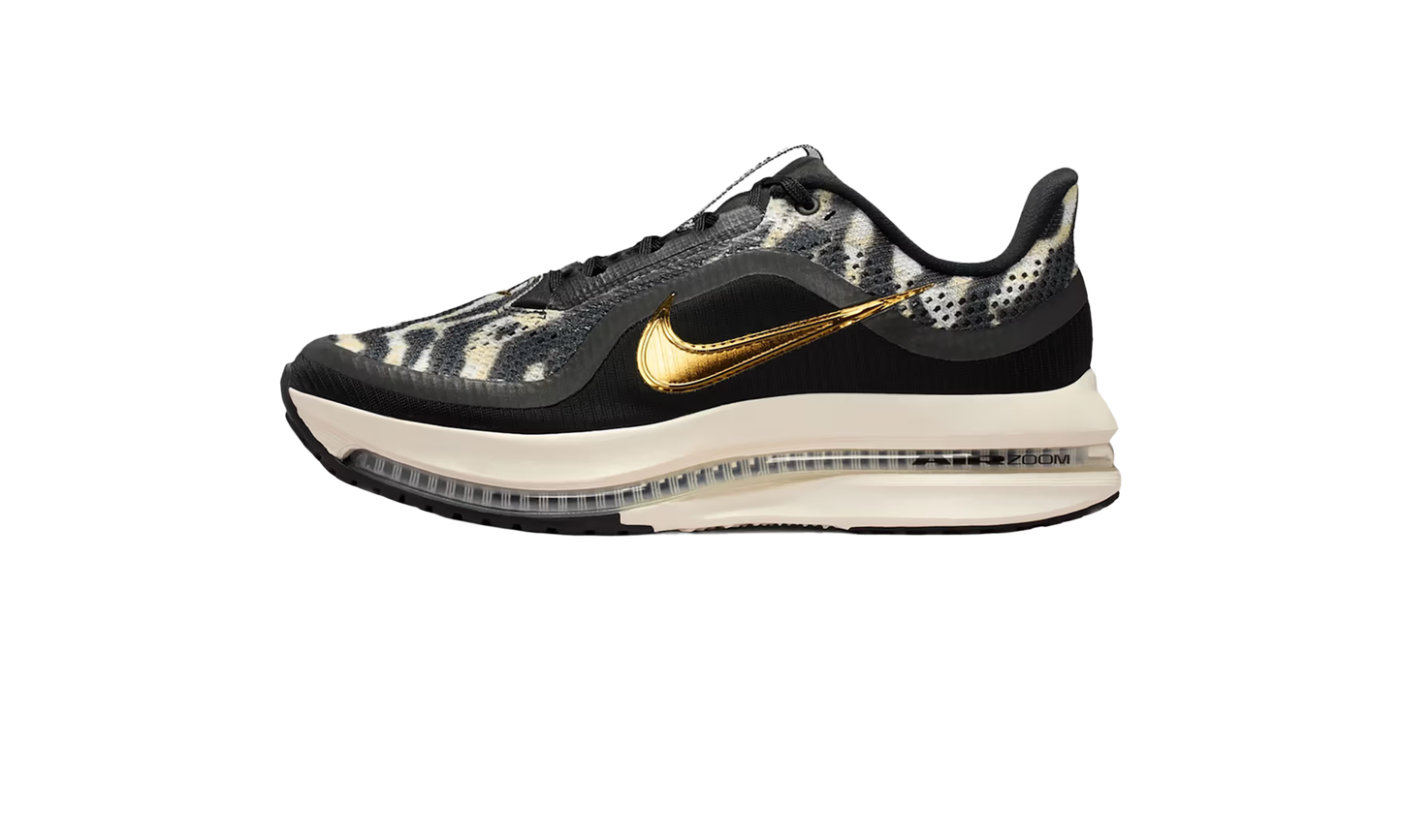 Pegasus Premium WMNS"Zebra" IQ0368 010