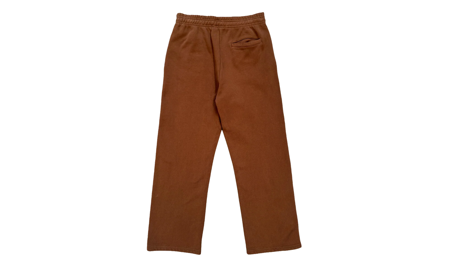 STRAIGHT LEG SWEATPANT "Brunette" ESSS26PA04012 6235