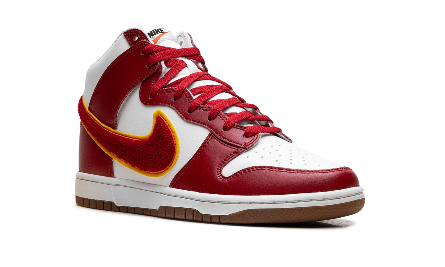 Dunk High "Chenille Swoosh White Gym Red" DR8805 101