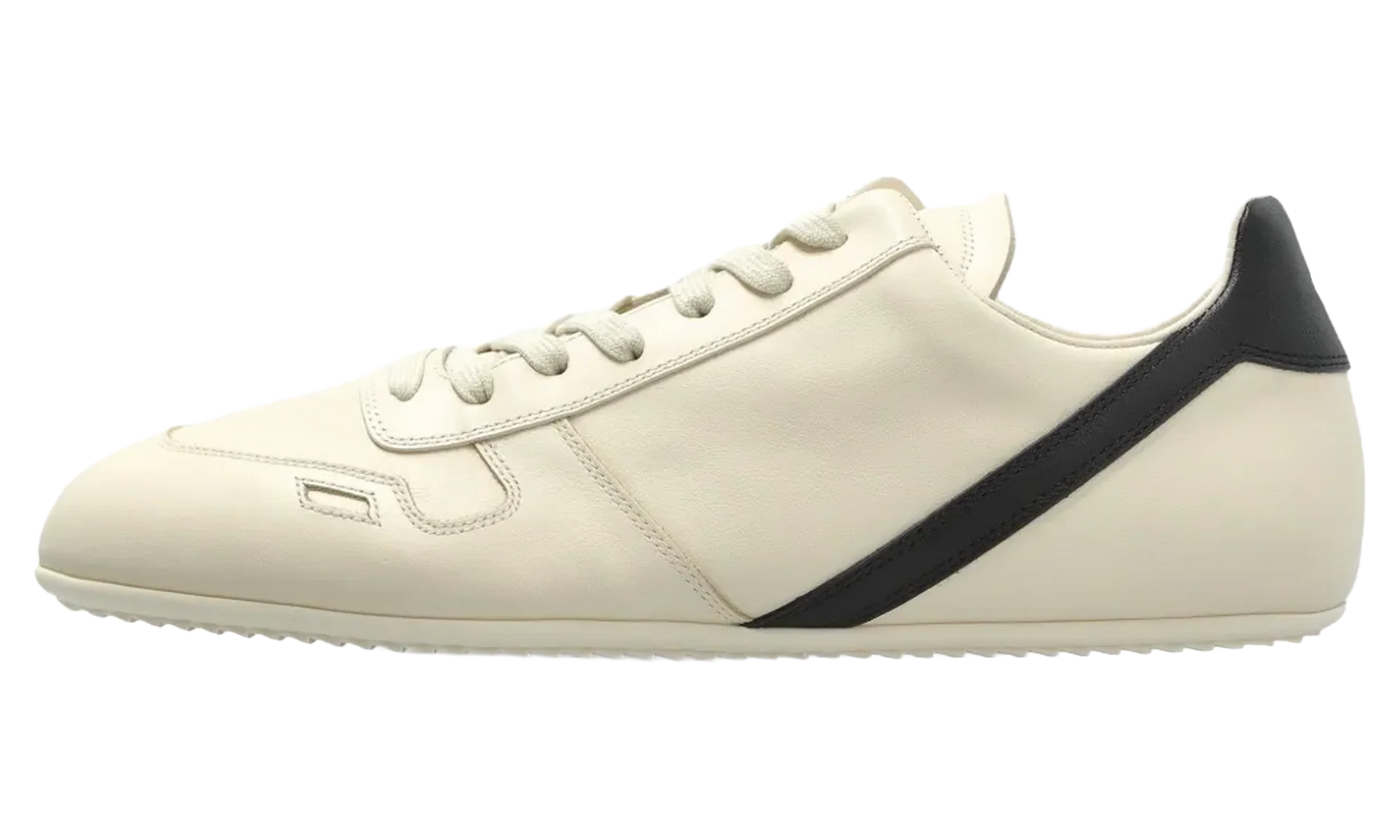 Concordians Minimal Low "Milk Black" RU02E1889 LCO 1191