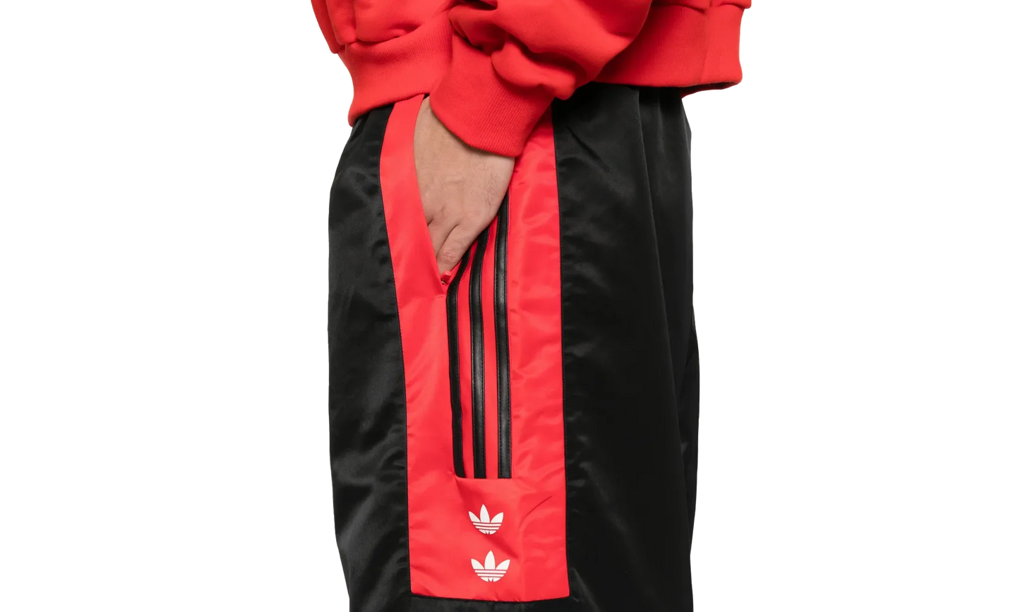 CHAVARRIA FLEECE ZIP OFF PANT "Black / Red" KD9359
