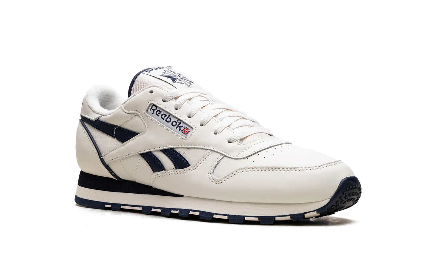 Classic Leather 1983 Vintage "White Navy" 100202782