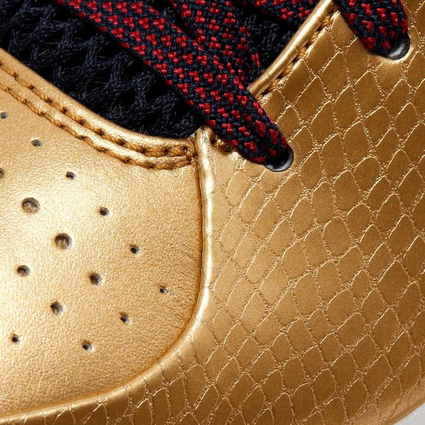 Kobe 4 Protro 'Gold Medal' (2024)