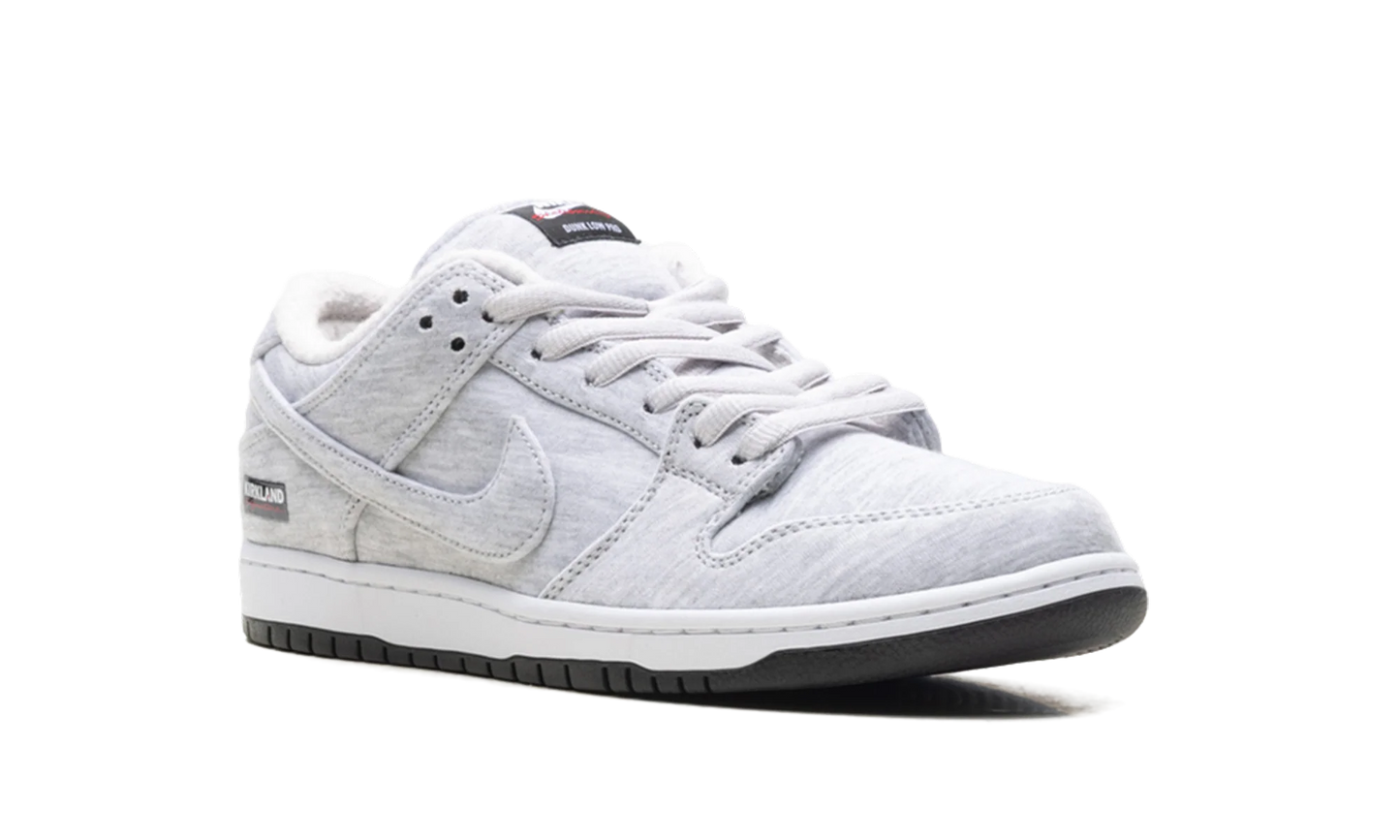 SB Dunk Low Pro QS "Costco - Kirkland Signature" IF0673 001