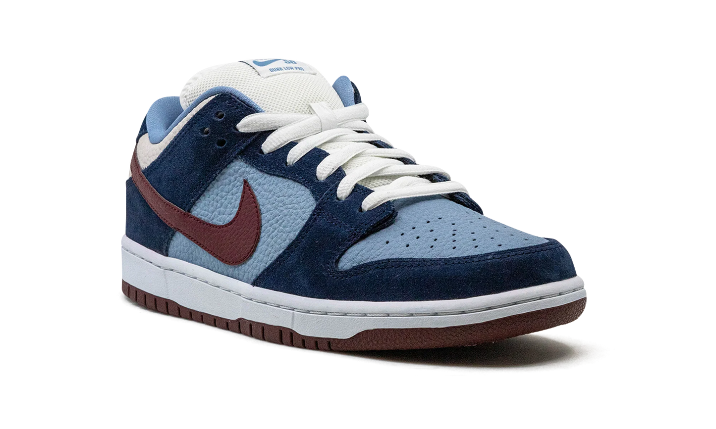 SB Dunk Low Premium "FTC Finally" 313170 463