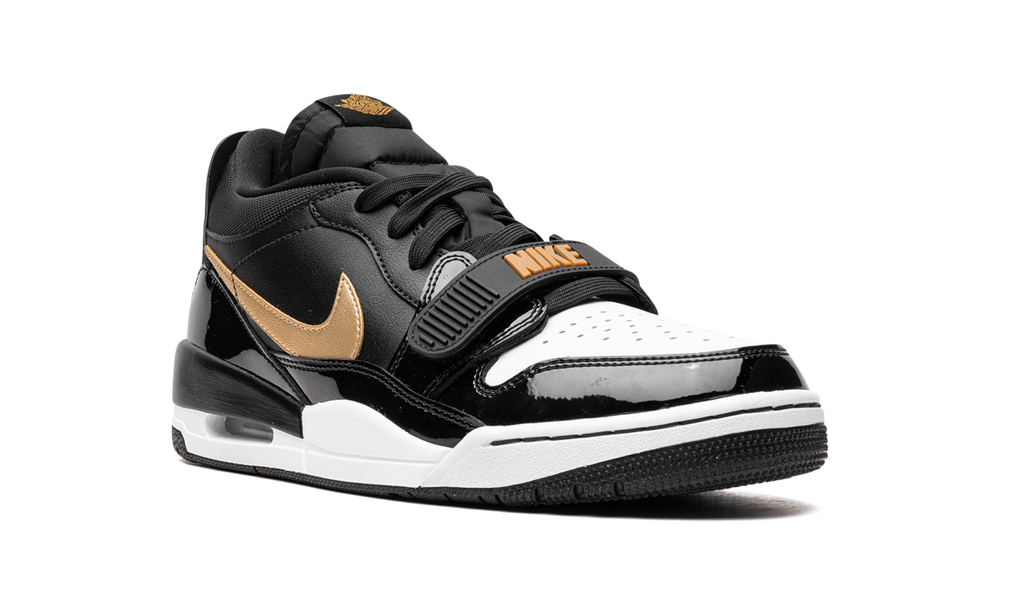 Legacy 312 Low "Black Metallic Gold" CD7069 071