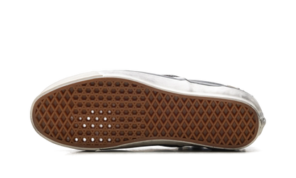 LX Classic Slip-On 98 "Pearlized Pack Camo Black" VN000D9PCAK