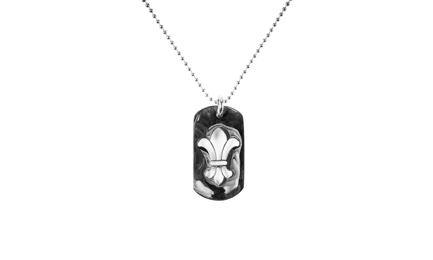 Fleur Dog Tag Pendant "Silver" CHRM0962