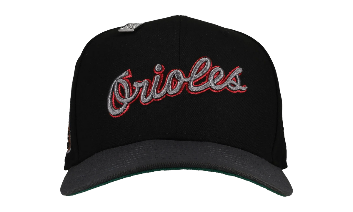 59FIFTY Baltimore Orioles 30th Anniversary Fitted Hat "Script Metallic - Black / Graphite" 123451299732