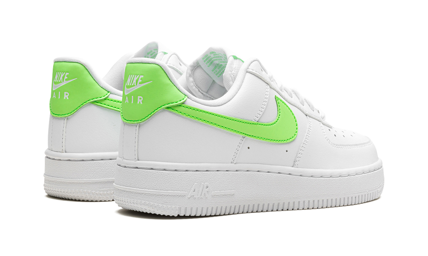 AIR FORCE 1'07 WMNS"LIME GREEN" DD8959 114