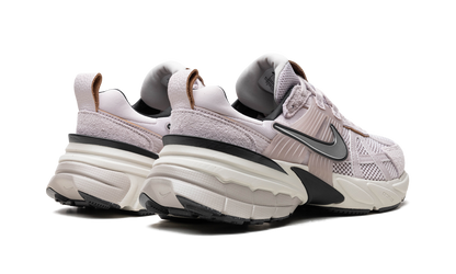 V2K Run Wmns"Platinum Violet" FN6703 001