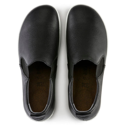 QO 400 Leather Slip On Shoe in Black