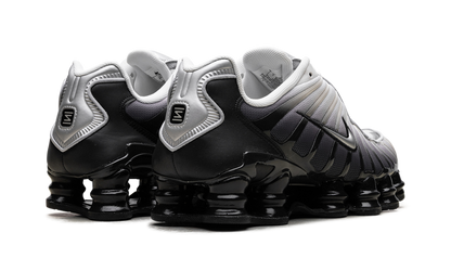 Shox TL WMNS"Off Noir" IB7705 001