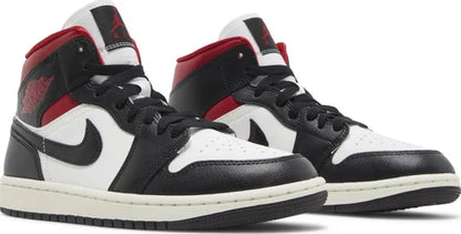 1 Mid 'Gym Red' Panda Women's (2023)