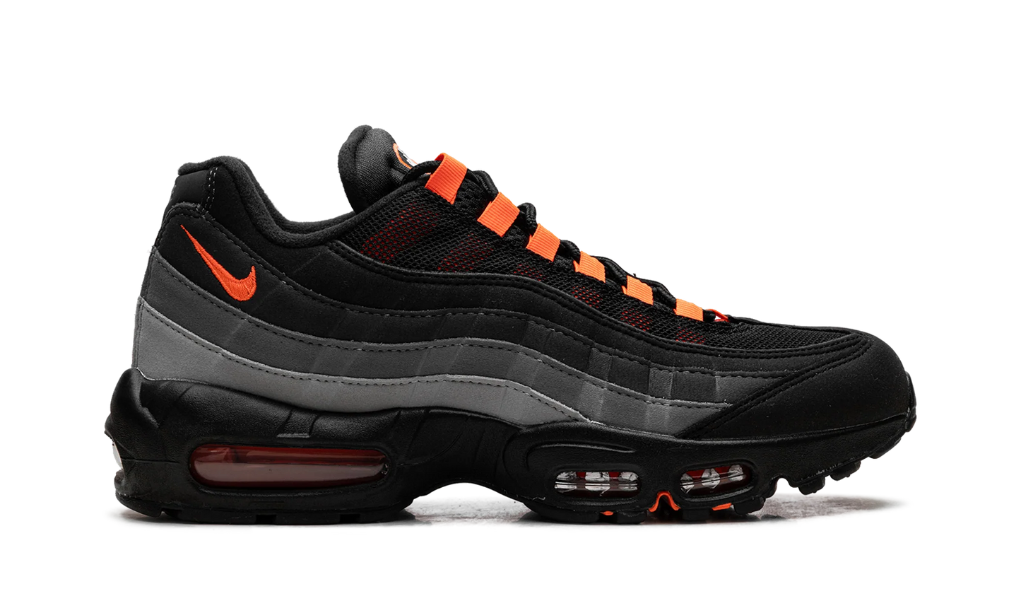 AIr Max 95 "Black Hyper Crimson" FV4710 002