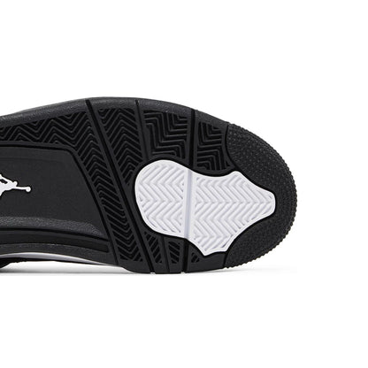 4 Retro 'White Thunder' (2024)