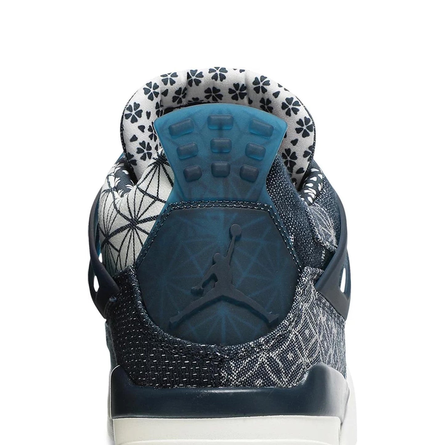 4 Retro SE 'Sashiko' (2020)
