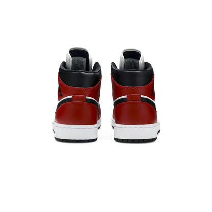 1 Mid 'Chicago Black Toe'