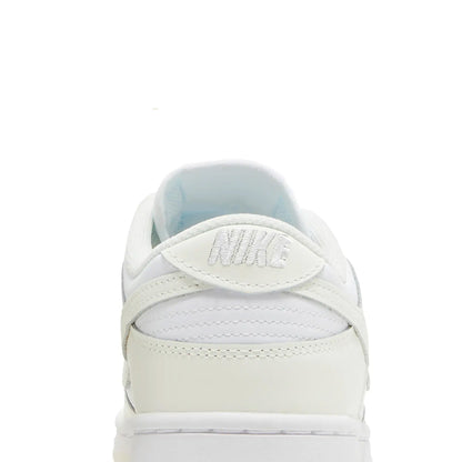 Dunk Low Retro 'Coconut Milk' W (2022)