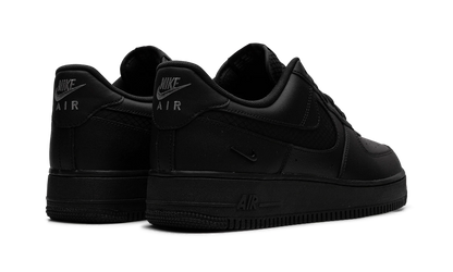 Air Force 1 '07 LV8 "Triple Black Ripstop" IH4452 001