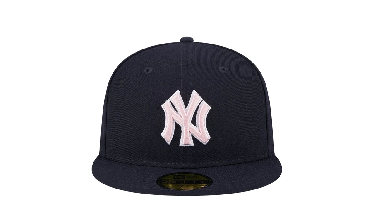 New York Yankees Mother's Day 2024 59FIFTY Fitted Hat "Navy" 60499352