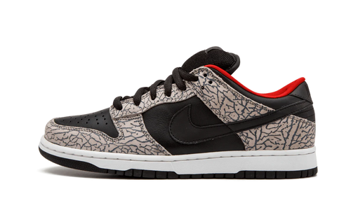 SB Dunk Low Pro "Supreme - Black Cement" 304292 131