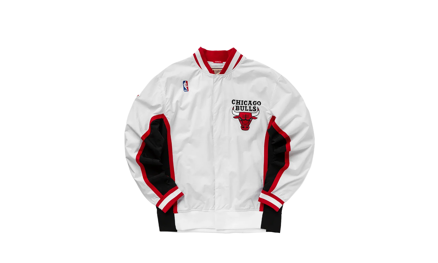 NBA Authentic Warm Up Jacket "1996 Chicago Bulls - White" AWJKCP19042 CBUWHBK96