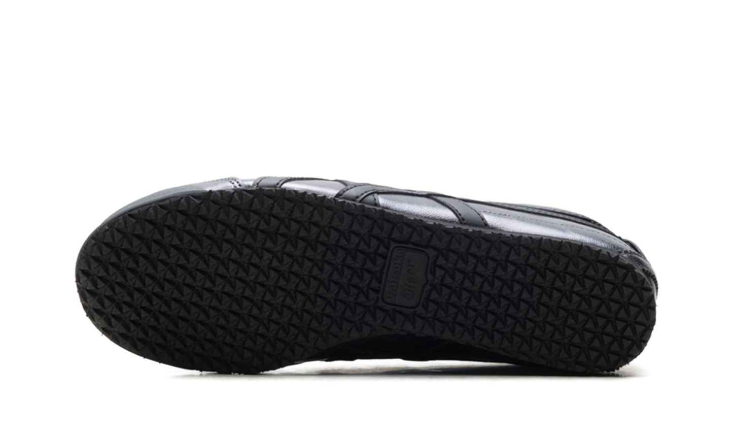 Mexico 66 "Gunmetal Black" 1183B566 022