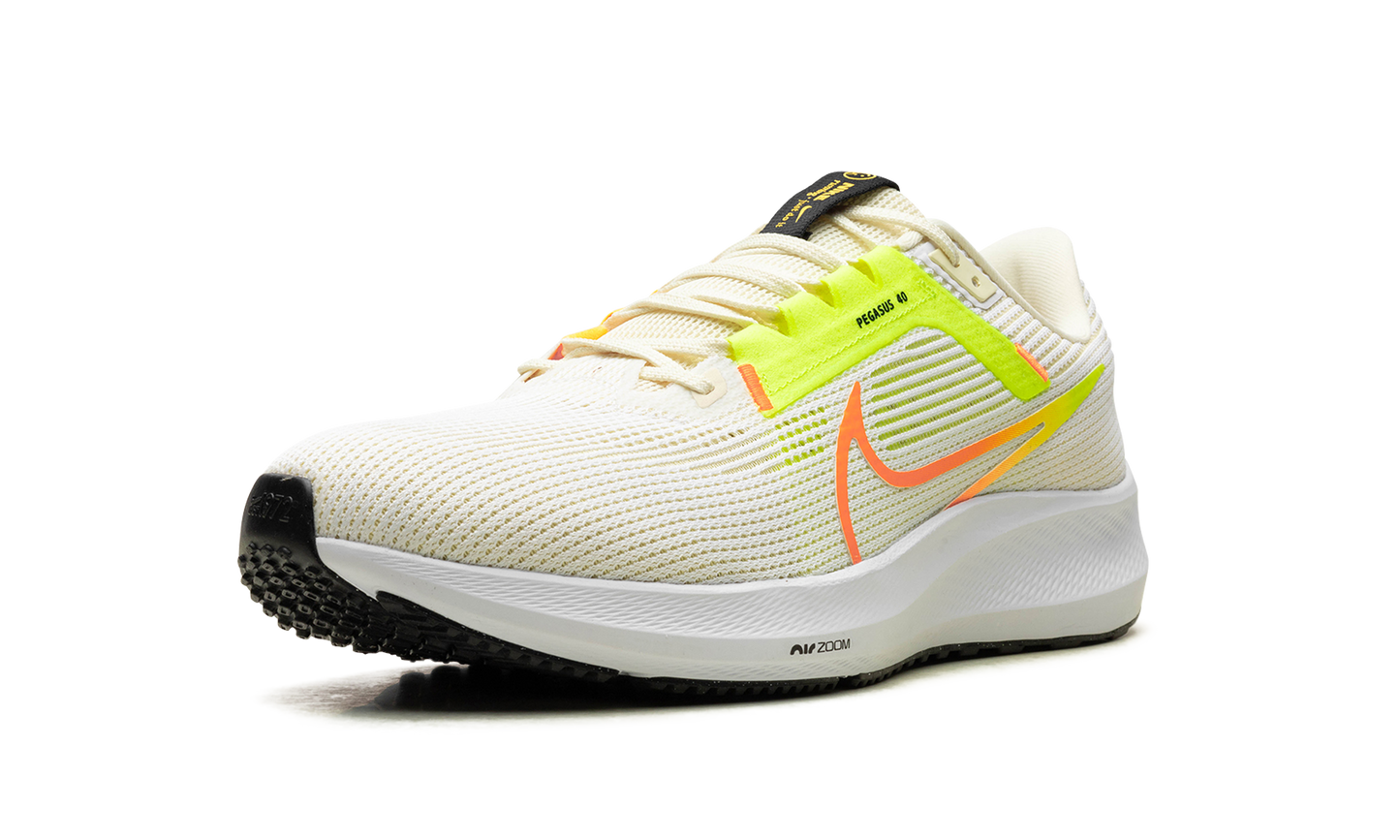 AIR ZOOM PEGASUS 40 WMNS"Coconut Milk Lime" DV3853 101