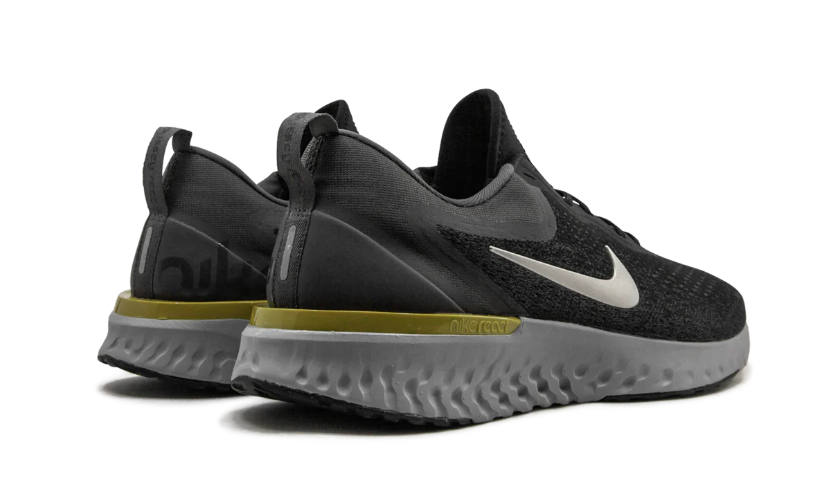 Odyssey React AO9819 011