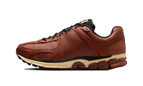 Zoom Vomero 5 "Swooshless" IO4555 200