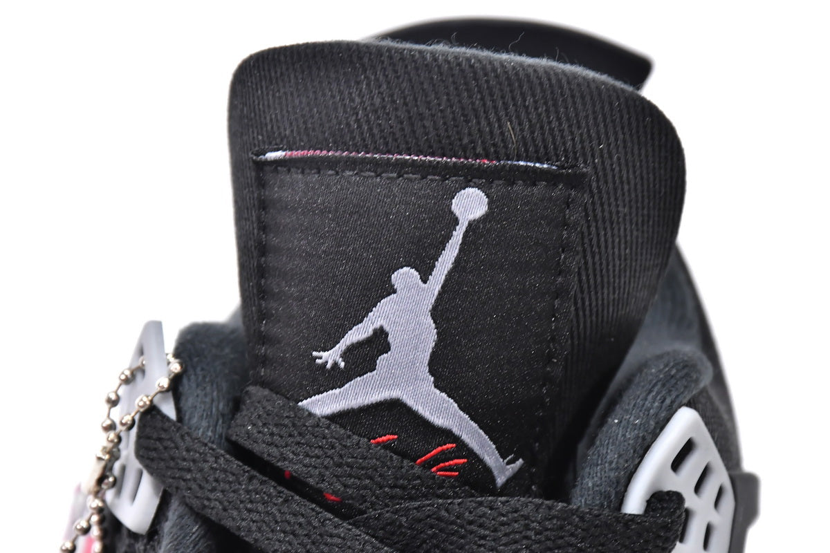 4 Retro SE Black Canvas
