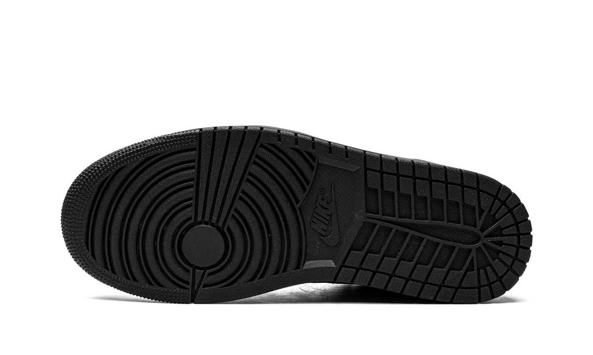 1 Low "Triple Black" 553558 093
