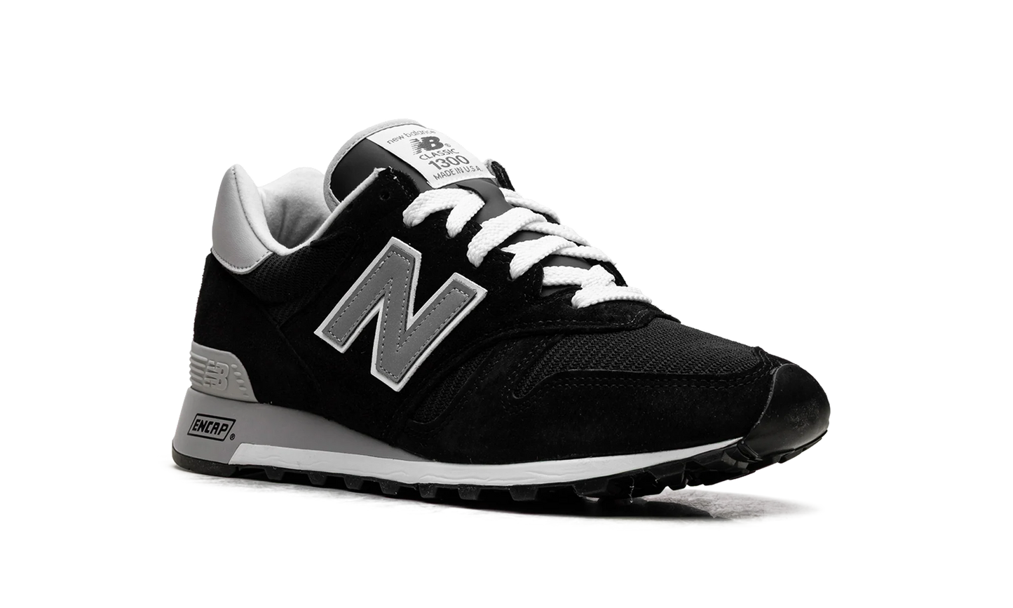 1300 "MiUSA Black" U1300BK