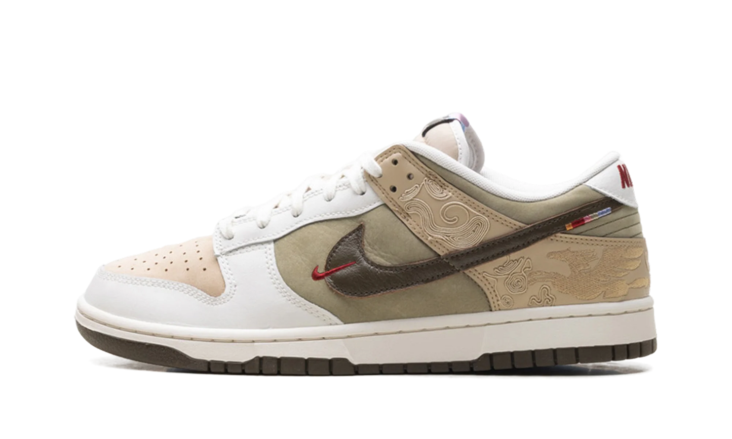 Dunk Low "Year Of The Horse" IQ1118 220