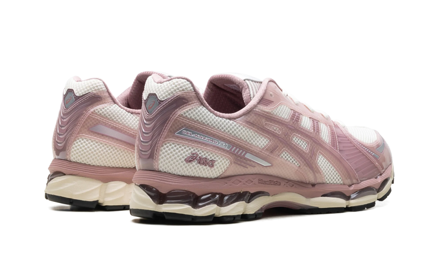 KITH x Gel-Kayano 12.1 "Quartz" 1203B144 101