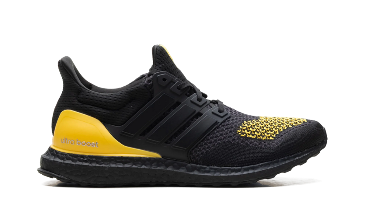 Ultra Boost 1.0 "Black Spark" JQ2273