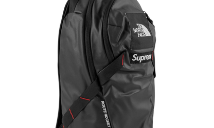 TNF Outer Tape Seam Route Rock "SS21 - Summit Series" SU10580