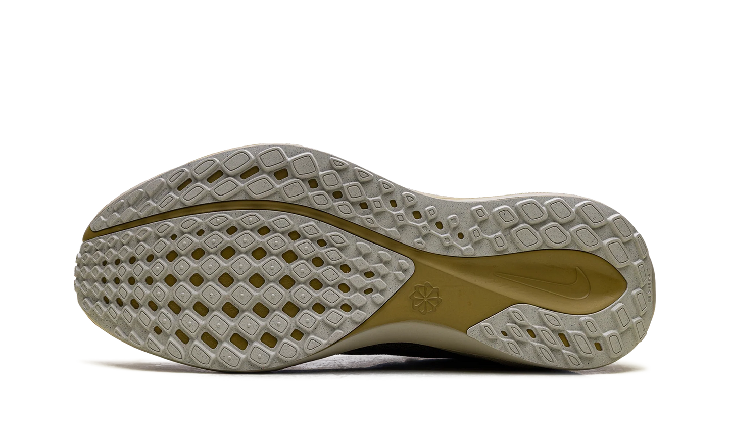 Pegasus 41 Premium "Medium Ash Cave Stone Desert Moss Blue Void" HV4327 299