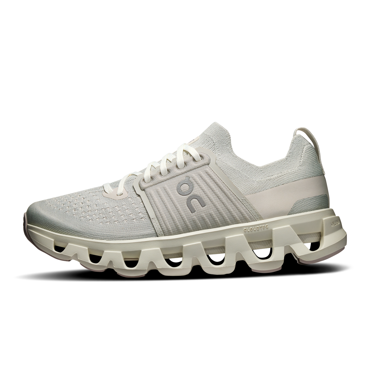 Women's Cloudswift 4 in Wolf/Sand