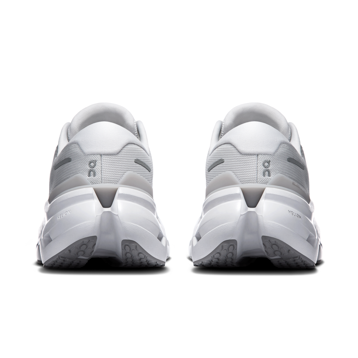 Women's Cloudrunner 3 in Frost/Glacier
