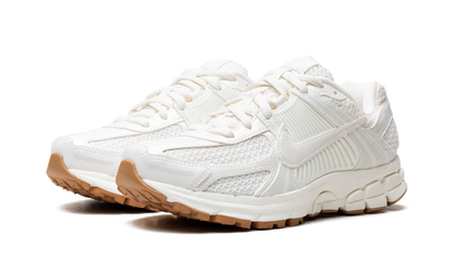 WMNS Zoom Vomero 5"SAIL GUM" HM5886 133