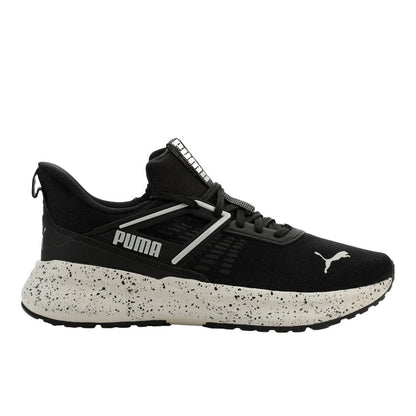 Outpace Speckle Sneakers