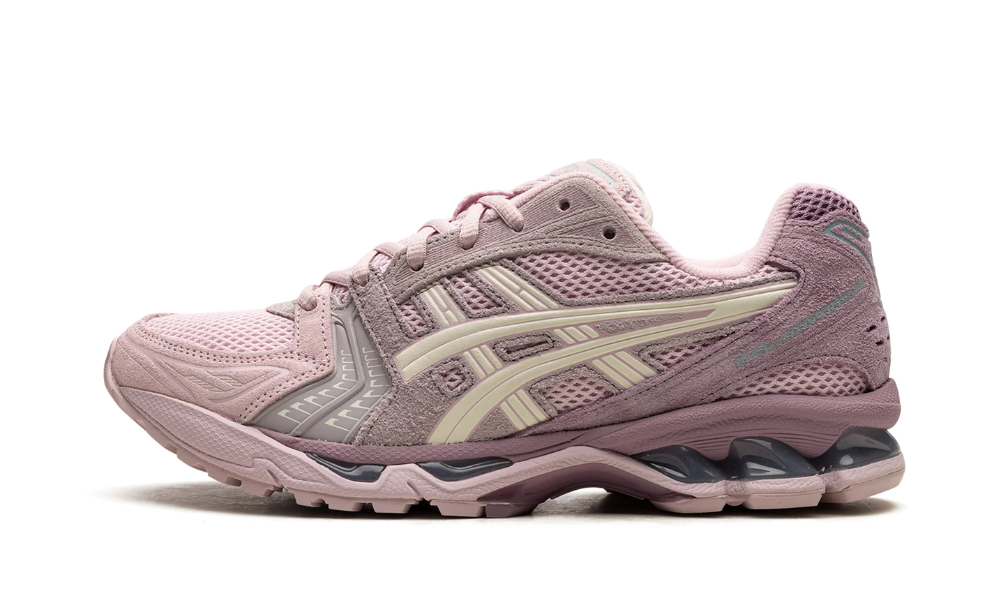 GEL KAYANO 14 WMNS "BARELY ROSE CREAM" 1202A105 700