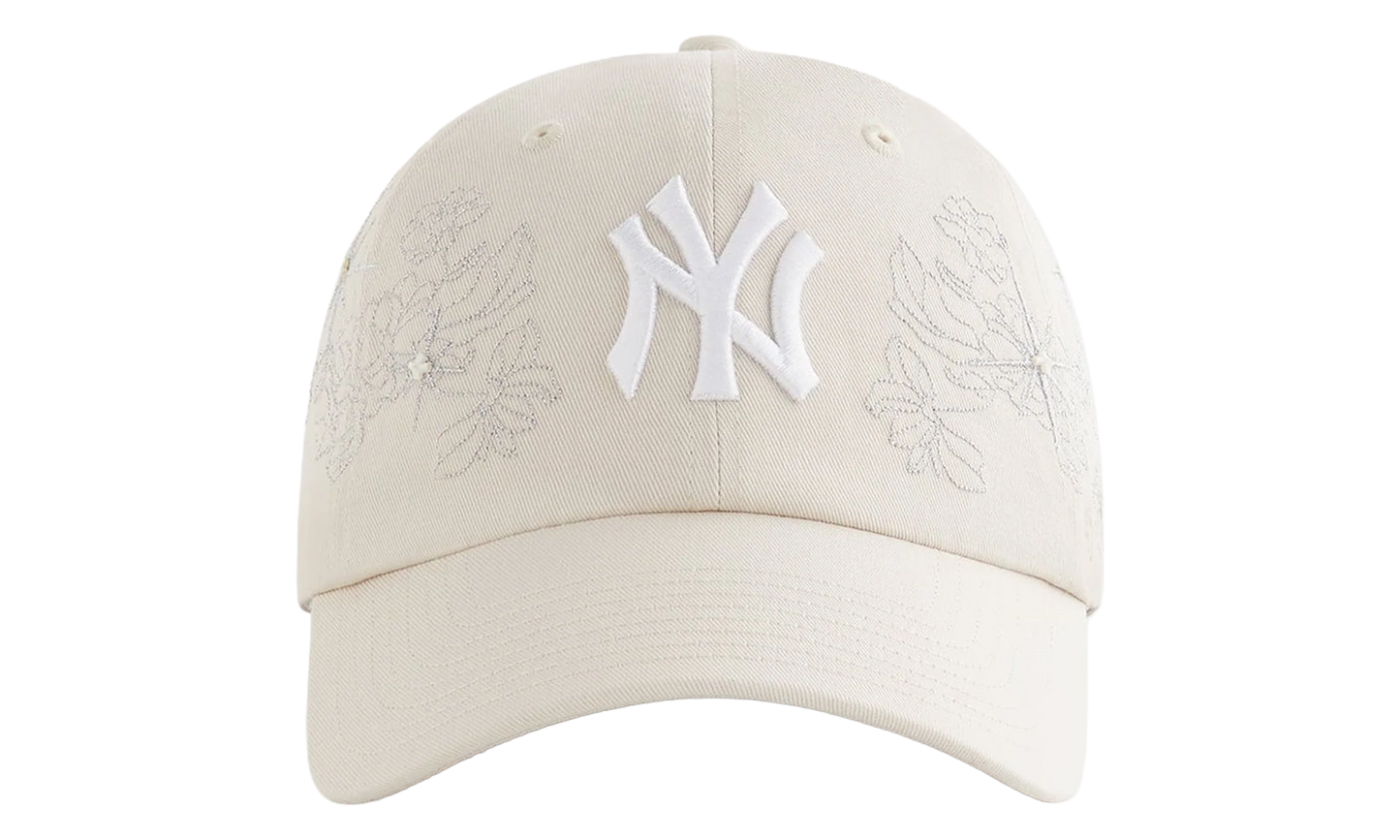 '47 for the New York Yankees Clean Up Classic Cap "Lisa for KITH - Sandrift" khw050282 104