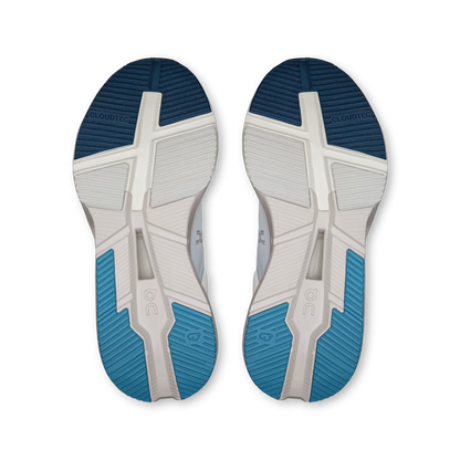 Cloudnova X Arctic Niagara (Women’s)