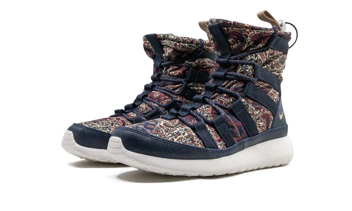 Roshe Run Hi Sneakerboot QS WMNS "Liberty of London Armory Navy" 633519 402