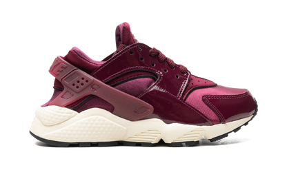 Air Huarache WMNS"BEETROOT" DQ8584 600