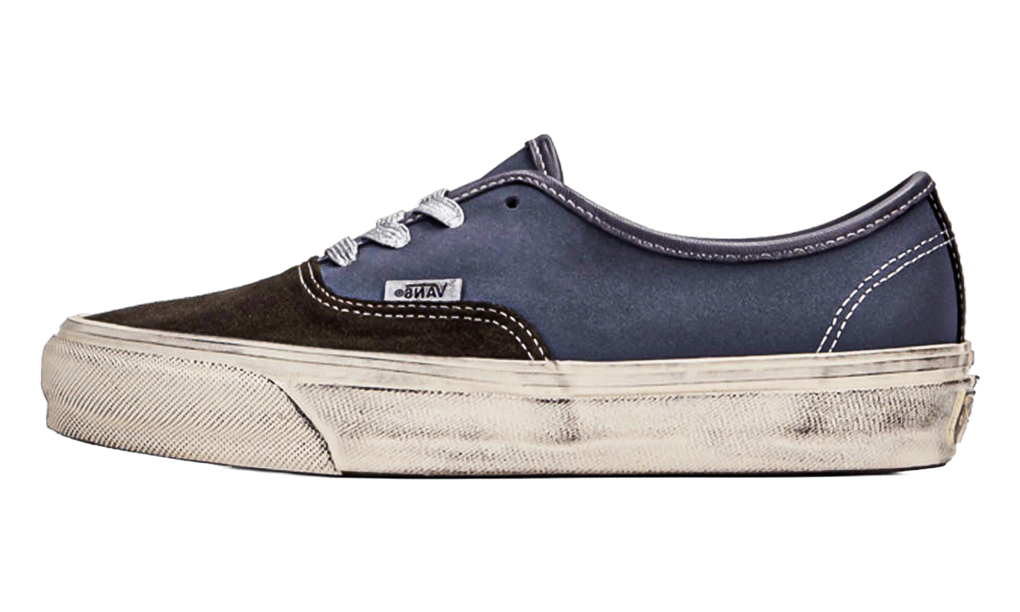 LX Authentic 44 "Aged Coal" VN000DB8GBE
